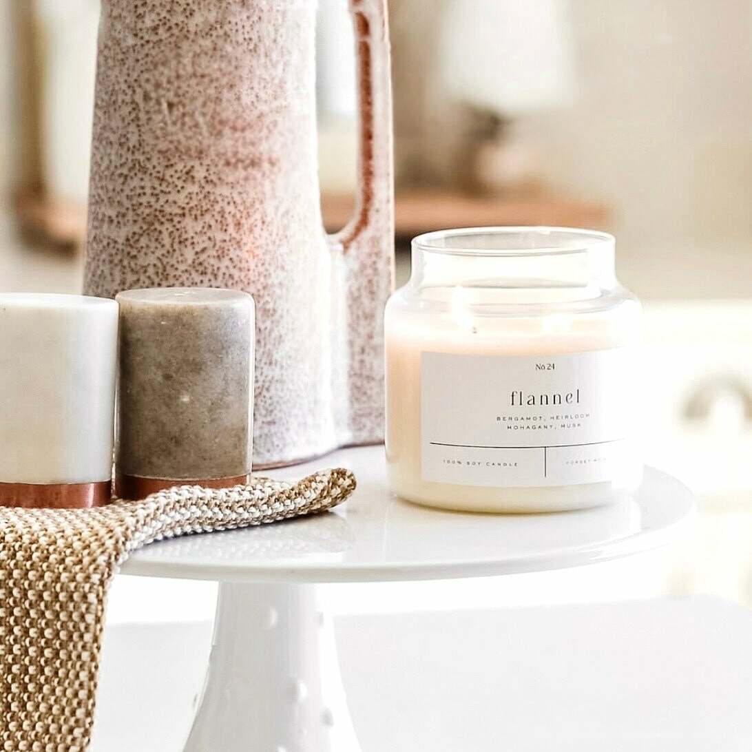 Flannel 22 oz Glass Candle